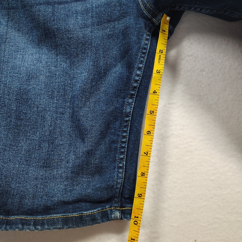 Calvin Klein jeans Sz 10 Blue Denim mid wash Bermuda shorts Inseam 8" - Picture 8 of 12